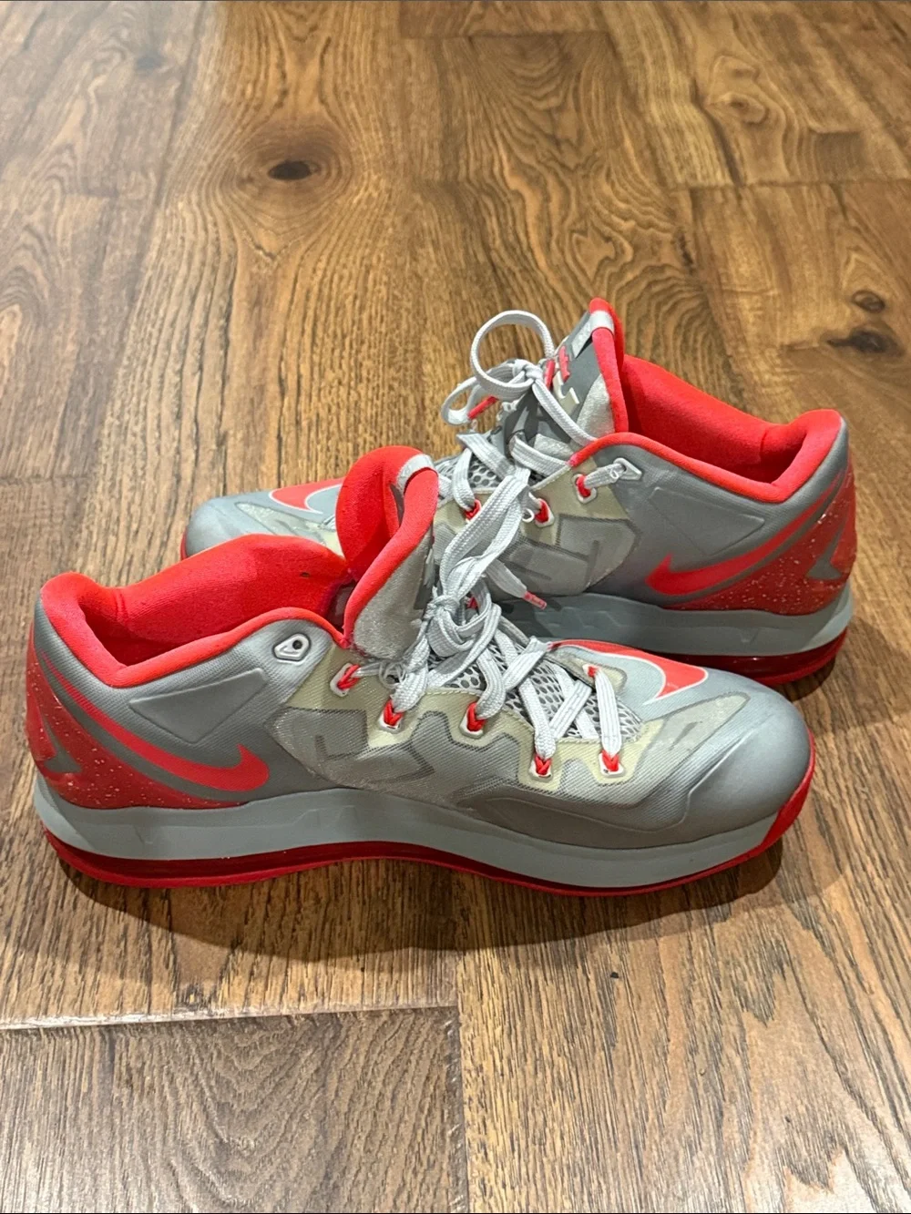 Nike LeBron 11 Low 'Base Grey Laser Crimson' sneakers